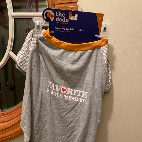 The dodo Other - NWT Dog t shirt size large "Favorite family member.."